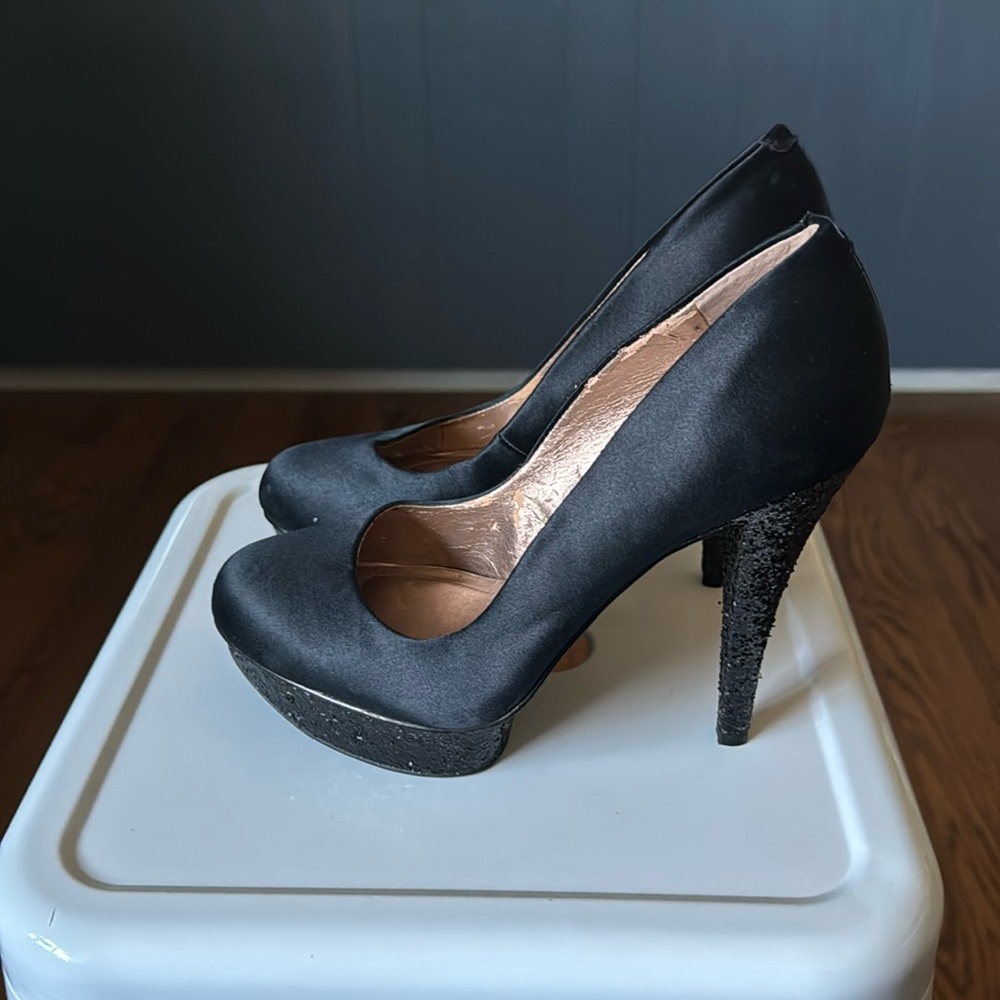 BCBG Satin Pumps With Glitter Heels Size 8